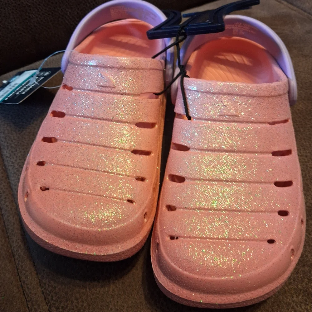 Rugged Shark Glitter Pink Kids Slip-On Clog Size 11